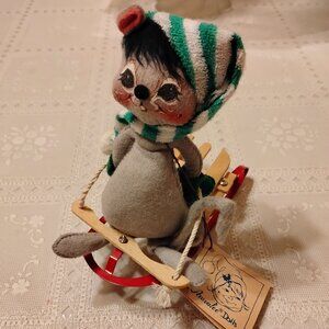 Vintage Annalee Mice Toboggan Sled Green 7″ 1992, NWT